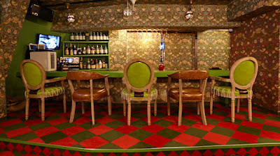 GO ROUND BAR 苺泥棒｜池袋西口 사진 2