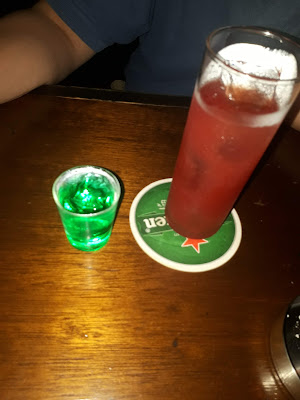 BAR TRASH 사진 3