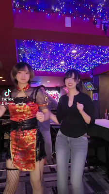 ポーカー&カラオケダーツBARがるぽ 사진 2