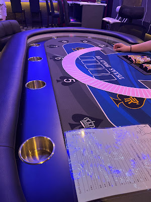 ポーカー&カラオケダーツBARがるぽ 사진 3