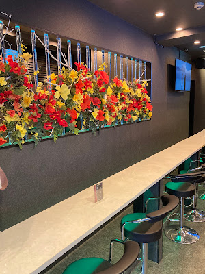 Queens Bar (クイーンズ バー) 사진 2