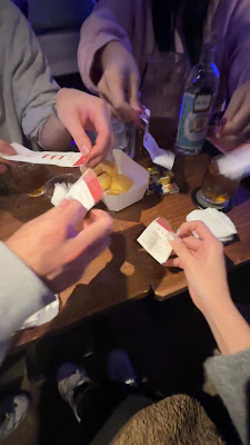 ダーツ&カラオケBarあかいわ 사진 2