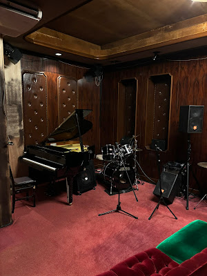 音楽barスマイルLABO 사진 3