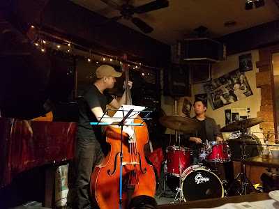 Tea & Jazz Bar 停車場 사진 4