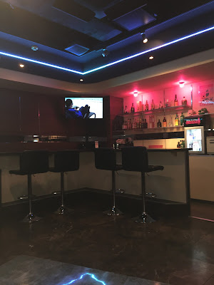 GIRL'S BAR JUNGLE (ガールズバー ジャングル) 사진 2