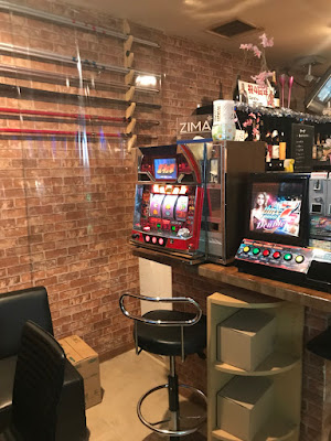 BAR CARAT’S （カラッツ） 사진 3