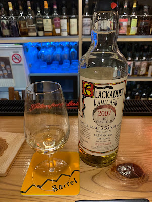 ウイスキー酒場 Barrel 사진 3