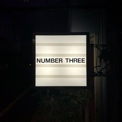 NUMBER THREE 사진 4