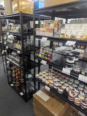 AKIBA SHISHA (秋葉原シーシャ用品物販専門店） 사진 4
