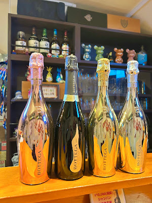 スナック&バー BAR YELLOW 사진 3