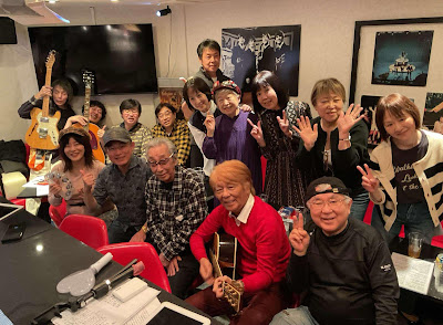 ユージーズ Connections Salon 사진 4