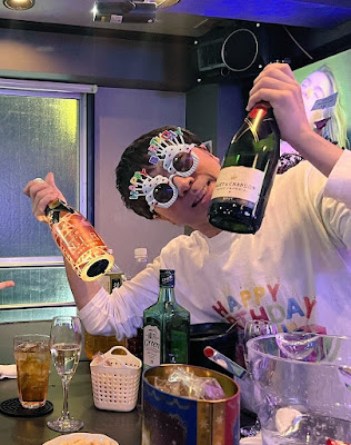 新宿2丁目観光バー カマカマリーナ 사진 3
