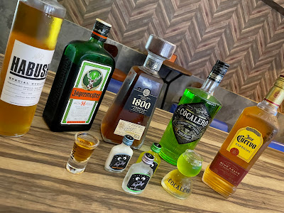BAR HERO'S 사진 2