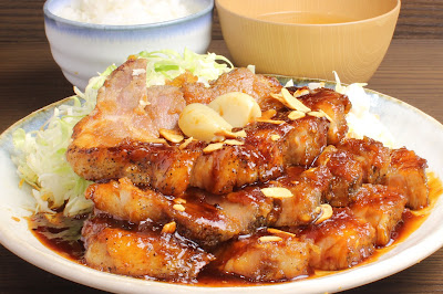 豚屋鳥山 新橋店 사진 3
