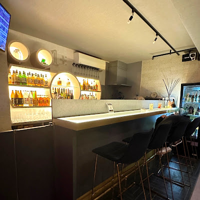 LUXURY BAR 1+ 사진 4