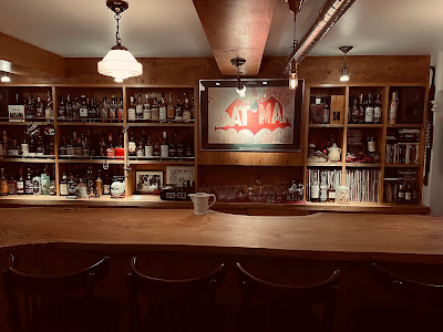 Lady's Shot Bar Mercury 사진 3