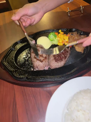 ハングリーバーグ 新宿本店 / Hungry Burg (Wagyu 100% Beef Hamburg Steak & Wagyu Smash Burger) 사진 2