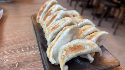 肉汁餃子のダンダダン 中野北口店 사진 2