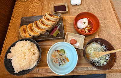 肉汁餃子のダンダダン 中野北口店 사진 3