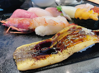 Kaisen Sushi Yoshitsune 사진 2