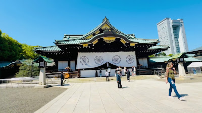 야스쿠니 신사 중문토리이 사진 2