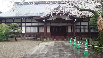 야스쿠니 신사 도착전 사진 2