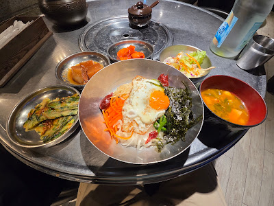 Red Dining Pub 사진 4