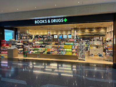 BOOKS & DRUGS (North) 사진 2