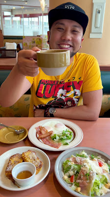 Denny's Takadanobaba 사진 2