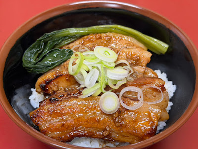 どんぶり処 うまや 本店 사진 2