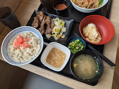 Yoshinoya Misato Chuo Shop 사진 5