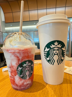 Starbucks Coffee - Tokyu Kabukicho Tower 사진 3