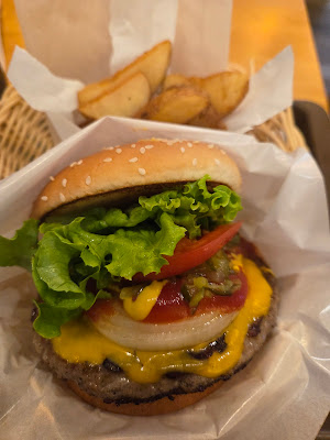 FRESHNESS BURGER Higashiueno 사진 4