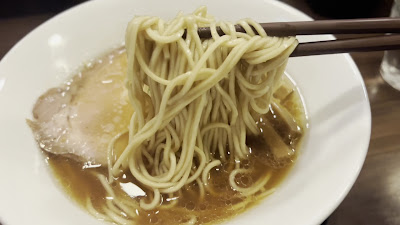 中華そばと餃子 사진 2
