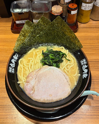 Ichikakuya Shinjuku Alta Back Store 사진 4