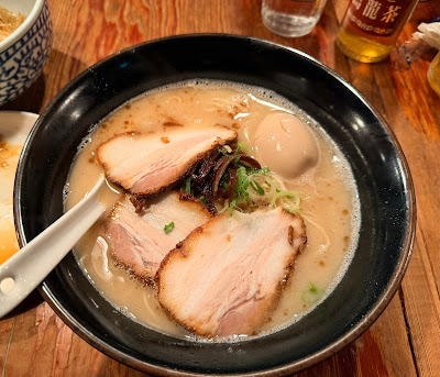 九州らーめん 艶まる 사진 4