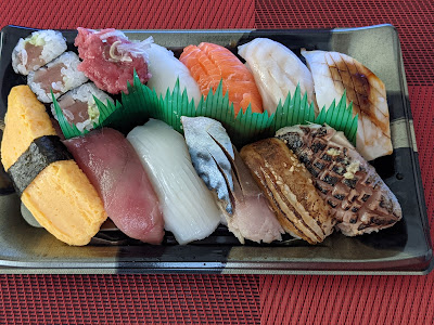 Standing Sushi Bar Nemuro Hanamaru 사진 3