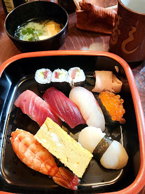 Yayoi Sushi 사진 3