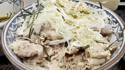 なぜ蕎麦にラー油を入れるのか。渋谷店 사진 2