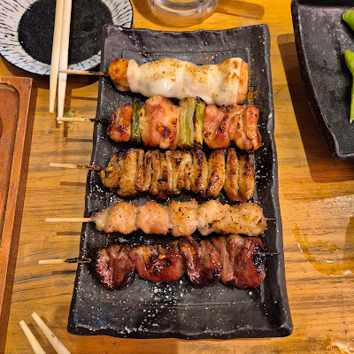 まるまさ 炭火焼鳥とおでん(1番手前の焼鳥屋) 사진 4