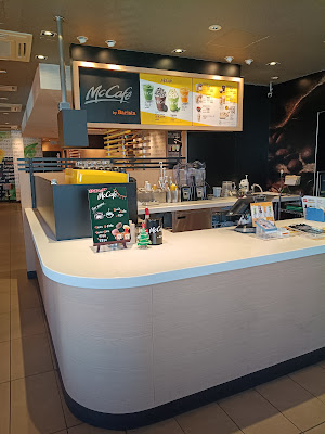 McDonald's 1-Gousen Ikegami Store 사진 4