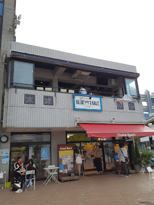 BLUE TABLE 사진 4