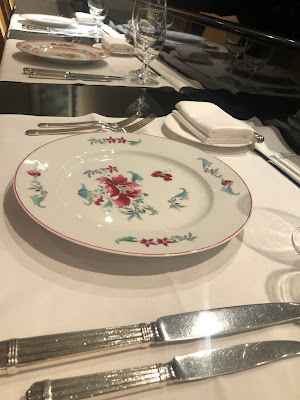 KM Restaurant 사진 3
