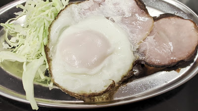 立ち飲み酒場のまど 사진 2