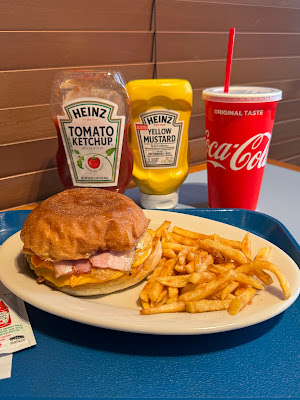 Tonny's Burger&Restaurant トニーズ バーガー&レストラン 사진 4