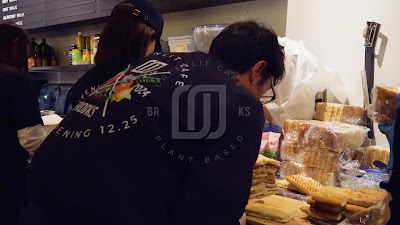 BROOKS GREENLIT CAFE 사진 2