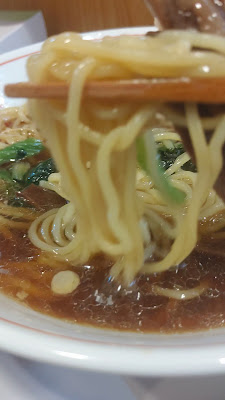 背脂煮干中華そば 我武者羅 方南通り店 사진 2