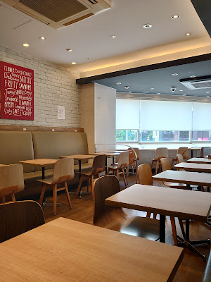 KFC 요쓰야 에키마에 사진 4