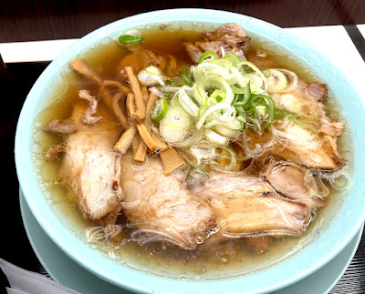 Shinbashi New Tomochin Ramen Jinbocho shop 사진 4
