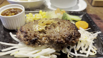 ビフテキ屋まるり 사진 2